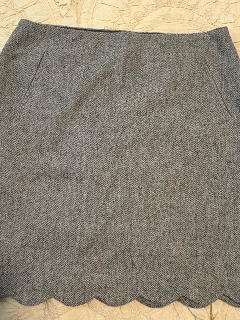 Talbots Gray Herringbone Scalloped Edge Mini Skirt